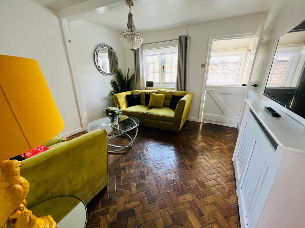 Bridewell Cottage In The Heart Of Tenterden - Pass The Keys Экстерьер фото