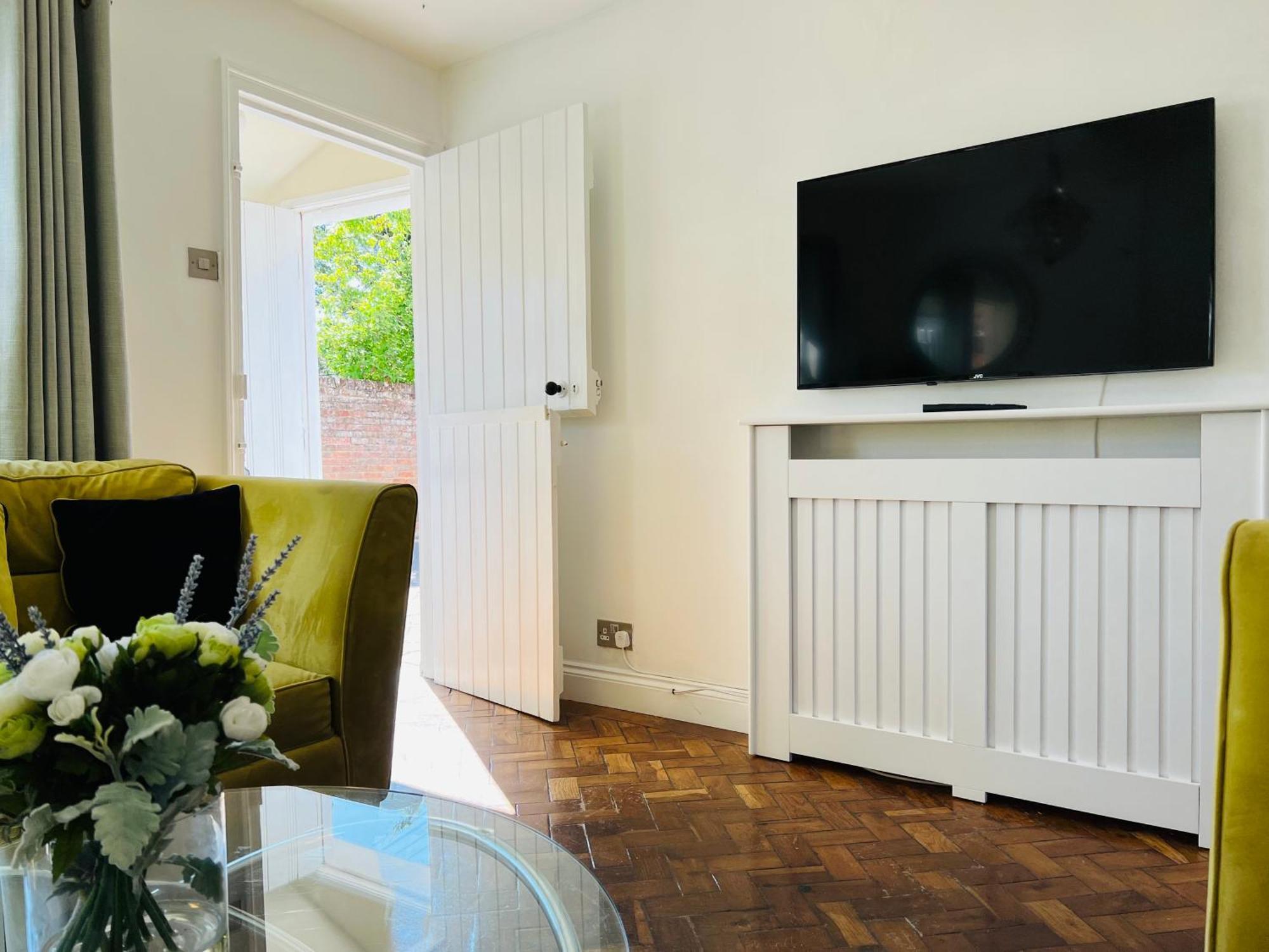 Bridewell Cottage In The Heart Of Tenterden - Pass The Keys Экстерьер фото